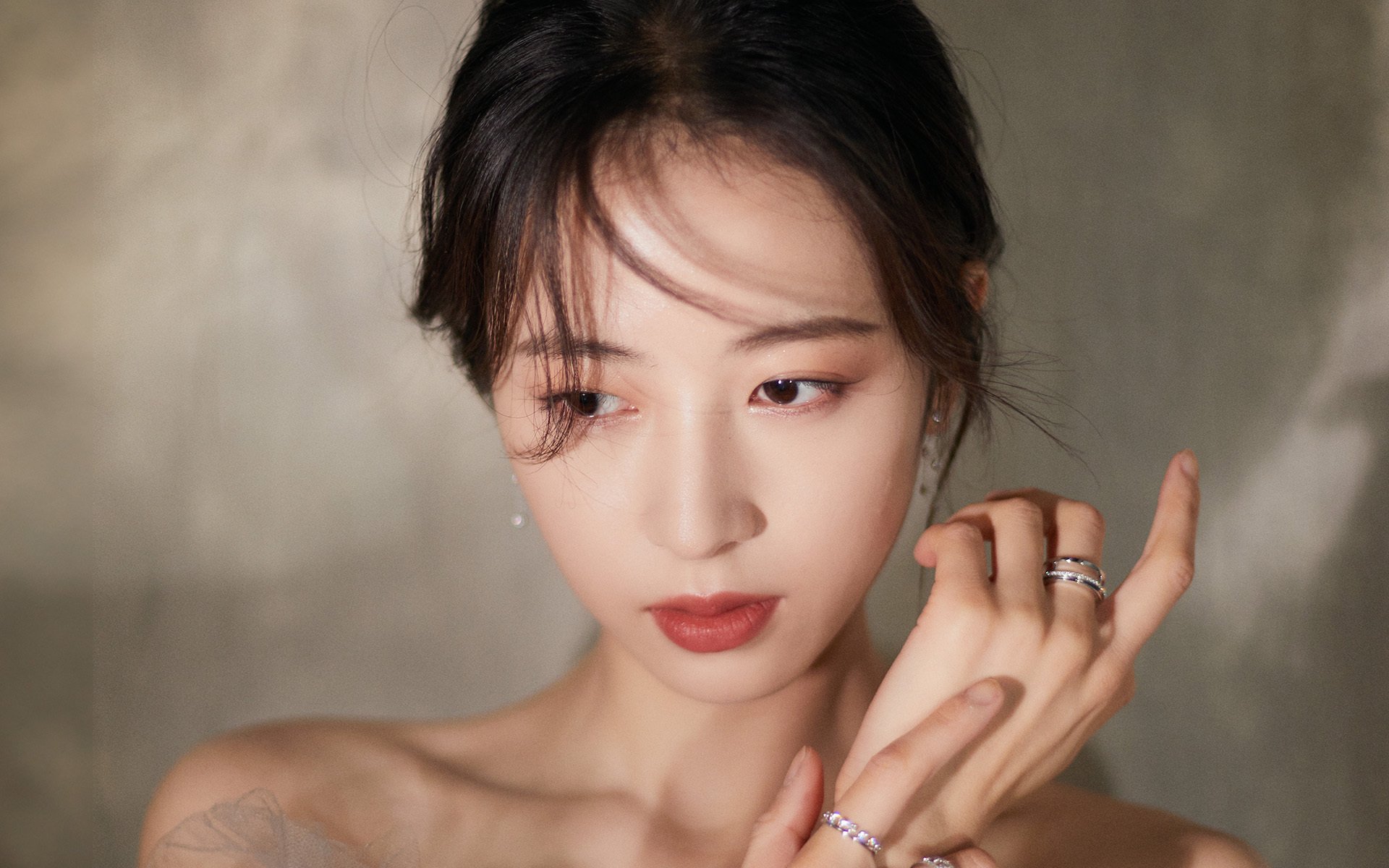 九游下载官网-“中超联赛积分榜持续变化，争冠局势激烈”，中超联赛2021第一阶段积分